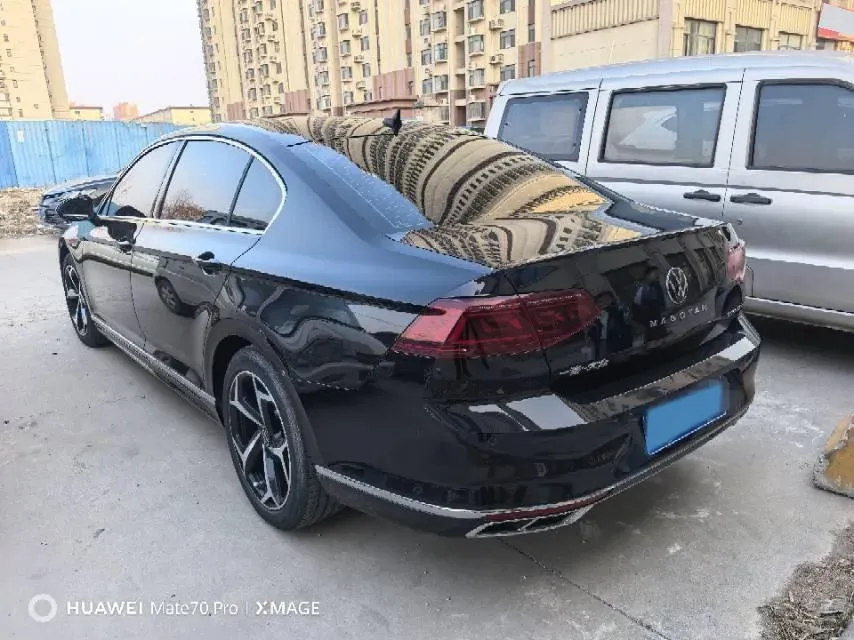 2023 Volkswagen Magotan 2.0T 186HP L4 7DCT,autocango,china used car exporter,china ev exporter,chinese used car exporter,chinese used ev exporter