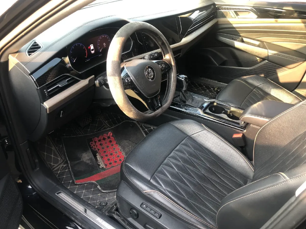 2020 Volkswagen Passat 2.0T 186HP L4 7DCT,autocango,china used car exporter,china ev exporter,chinese used car exporter,chinese used ev exporter