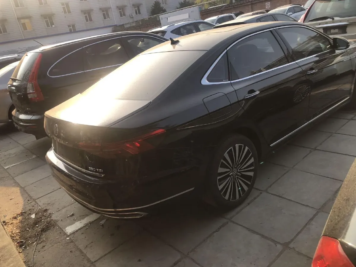 2020 Volkswagen Passat 2.0T 186HP L4 7DCT,autocango,china used car exporter,china ev exporter,chinese used car exporter,chinese used ev exporter