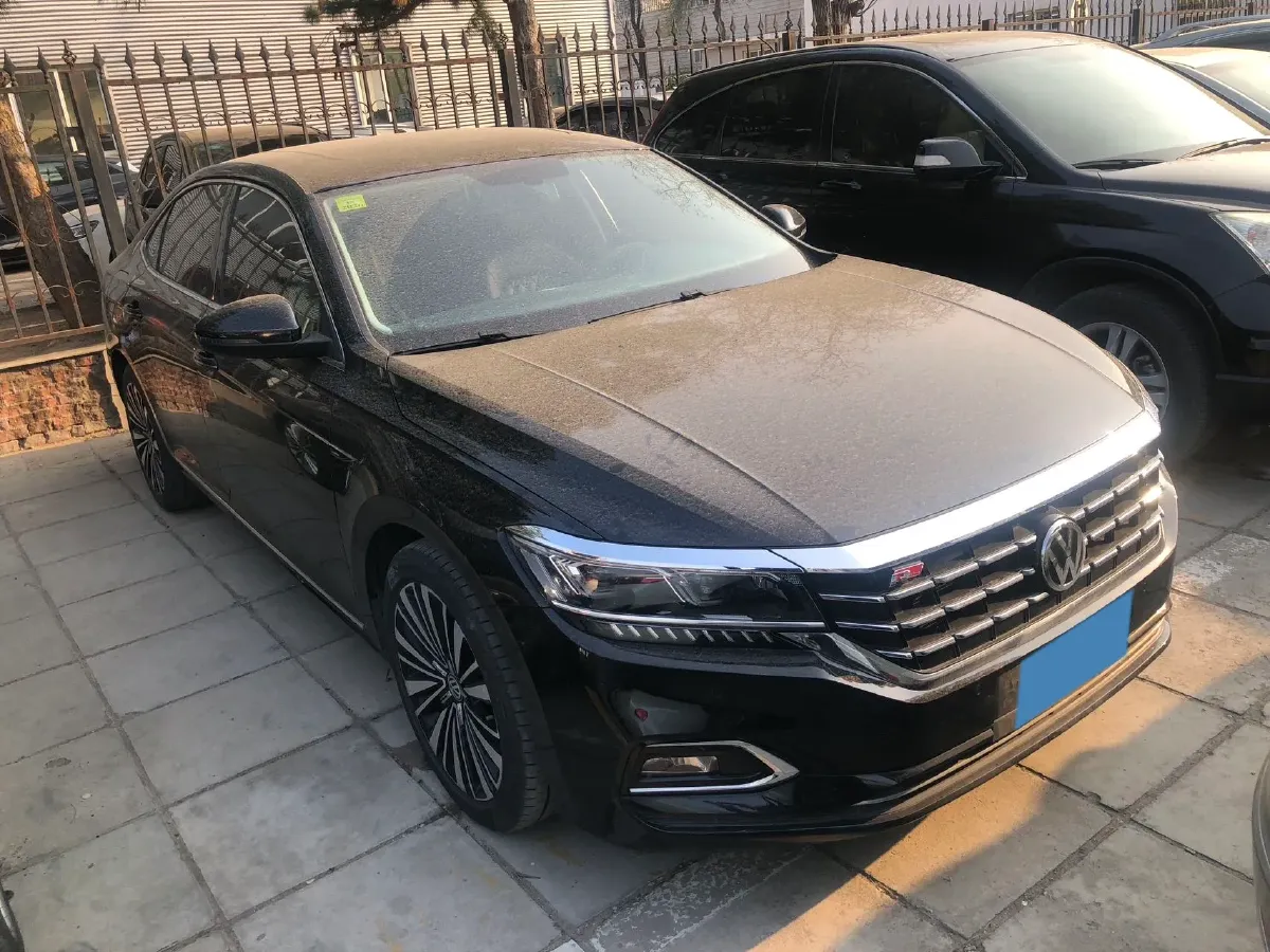 2020 Volkswagen Passat 2.0T 186HP L4 7DCT,autocango,china used car exporter,china ev exporter,chinese used car exporter,chinese used ev exporter