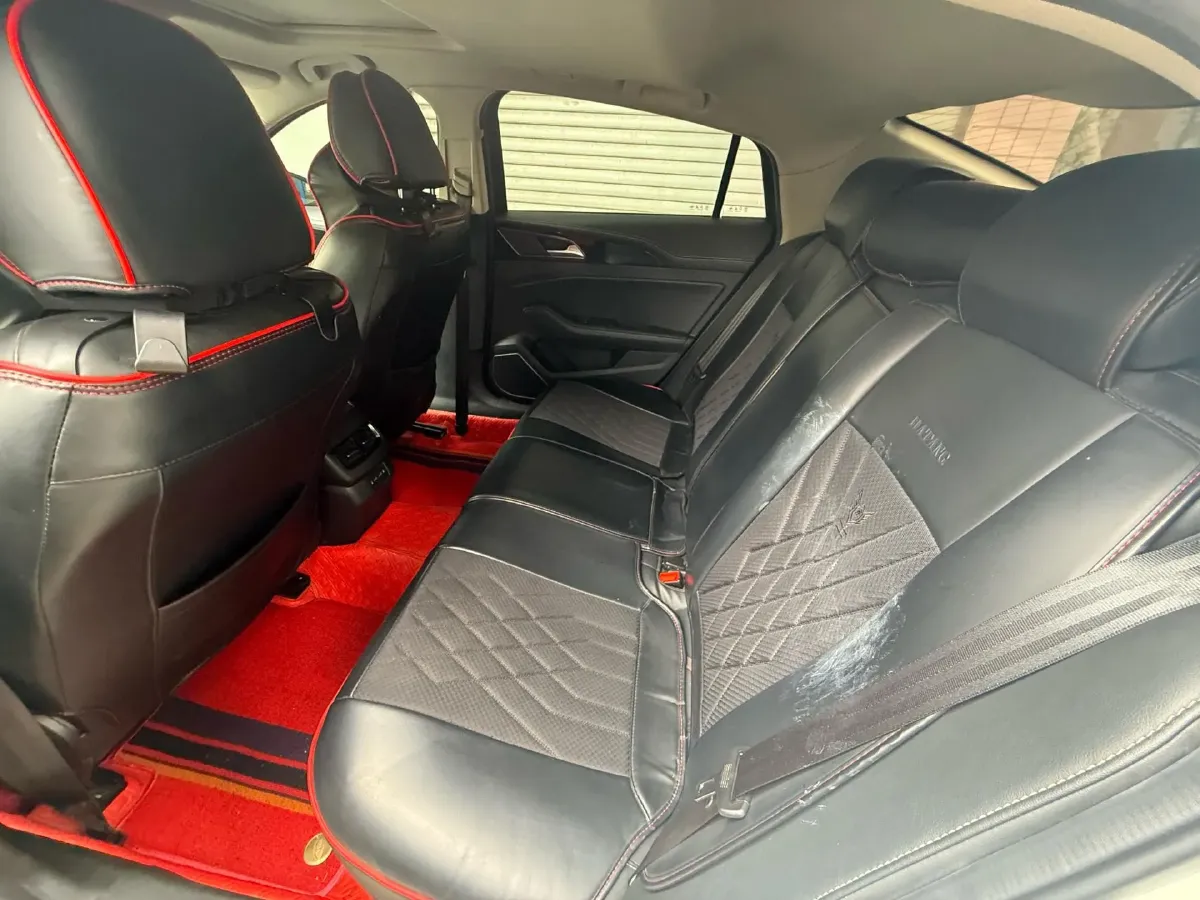 2019 HongQi H5 1.8T 180HP L4 6AT,autocango,china used car exporter,china ev exporter,chinese used car exporter,chinese used ev exporter