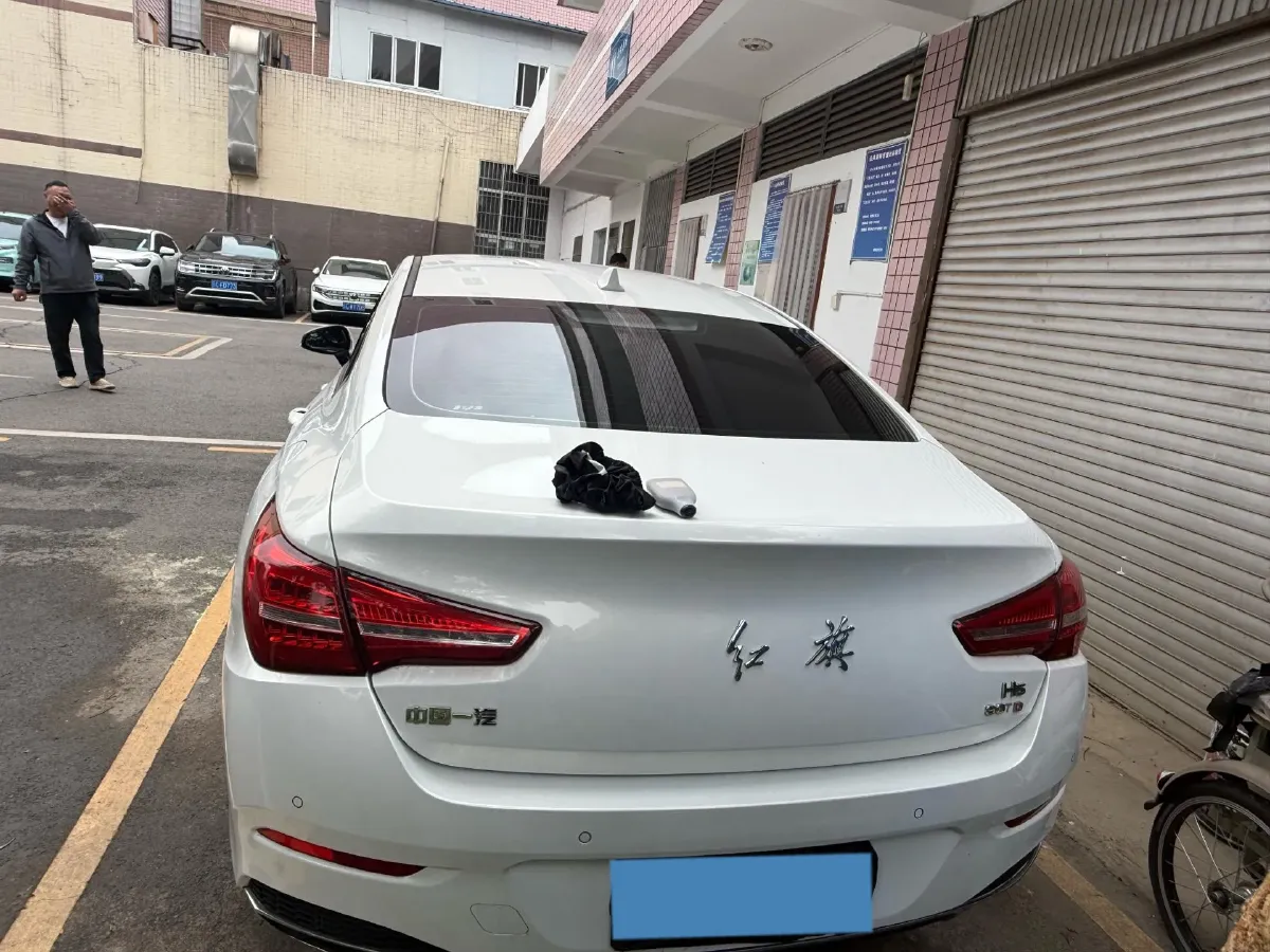 2019 HongQi H5 1.8T 180HP L4 6AT,autocango,china used car exporter,china ev exporter,chinese used car exporter,chinese used ev exporter