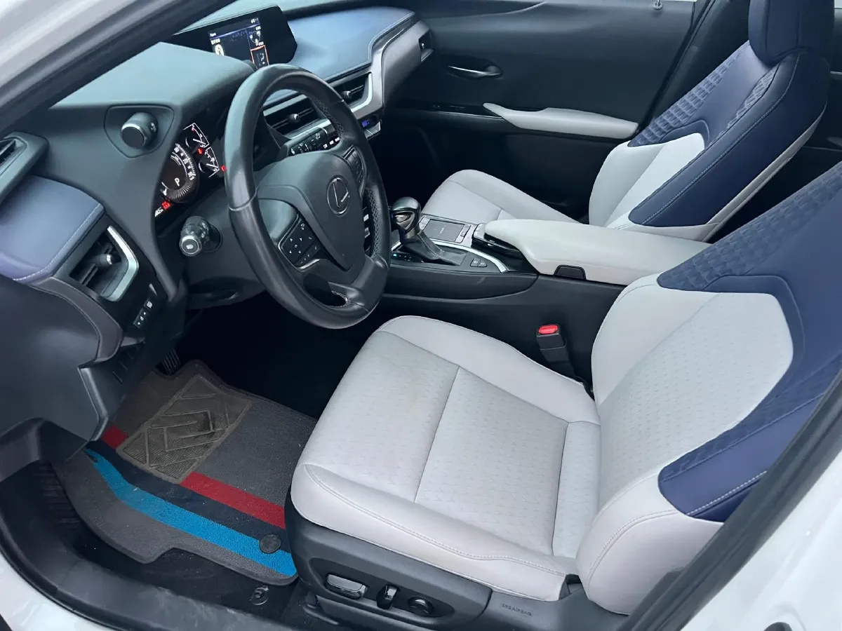 2020 Lexus UX 2.0L 146HP L4 E-CVT Hybrid,autocango,china used car exporter,china ev exporter,chinese used car exporter,chinese used ev exporter