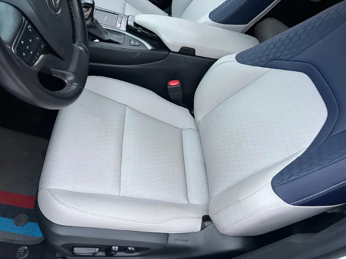 2020 Lexus UX 2.0L 146HP L4 E-CVT Hybrid,autocango,china used car exporter,china ev exporter,chinese used car exporter,chinese used ev exporter