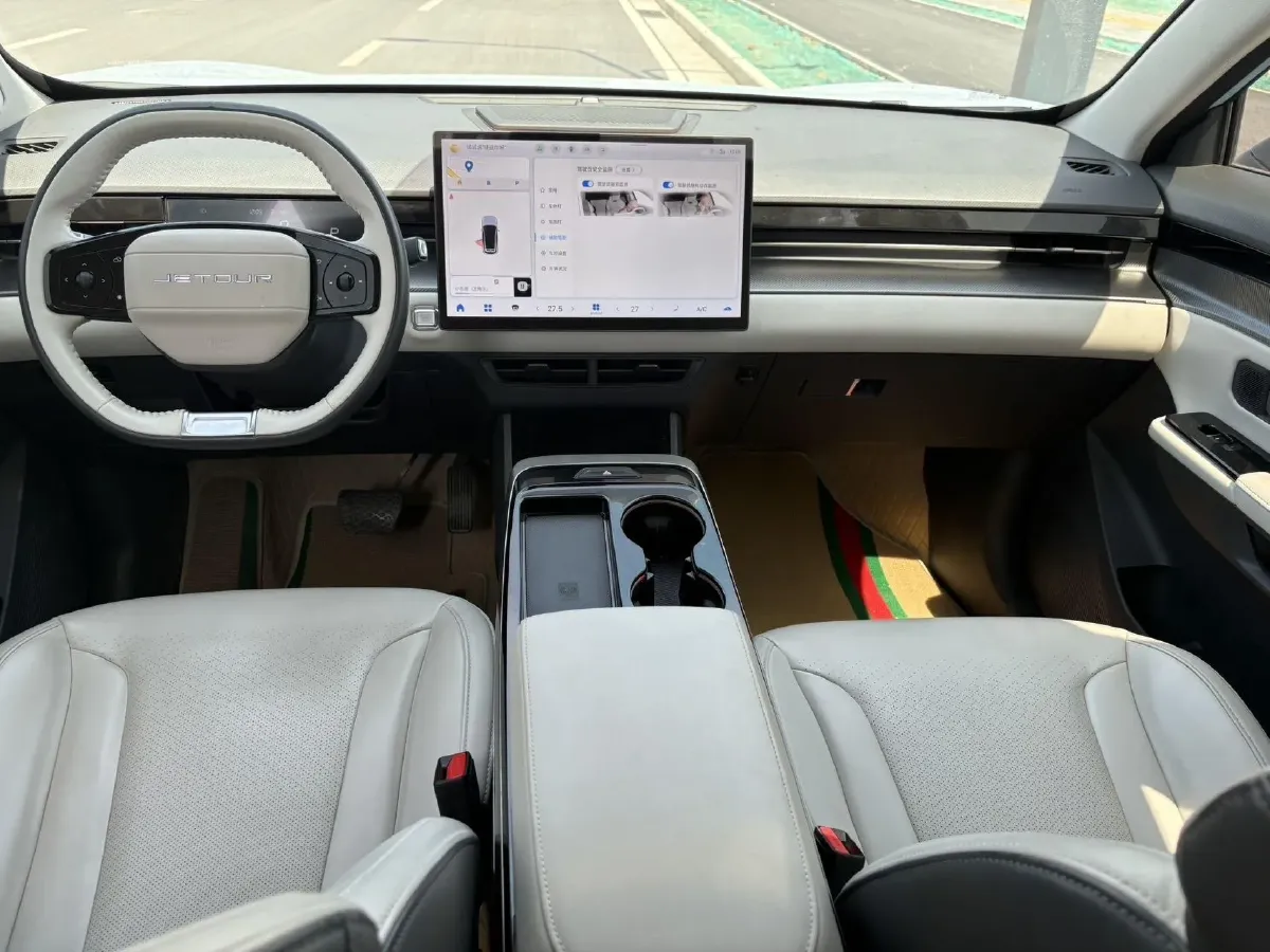 2022 Jetour DASHING 1.6T 197HP L4 7DCT,autocango,china used car exporter,china ev exporter,chinese used car exporter,chinese used ev exporter