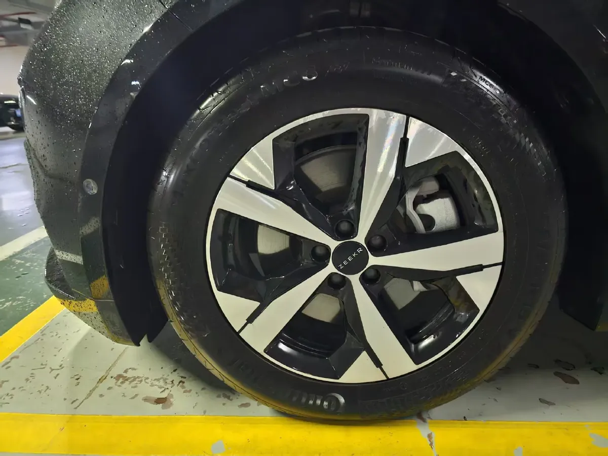 2022 Zeekr 001 BEV 100KWH,autocango,china used car exporter,china ev exporter,chinese used car exporter,chinese used ev exporter