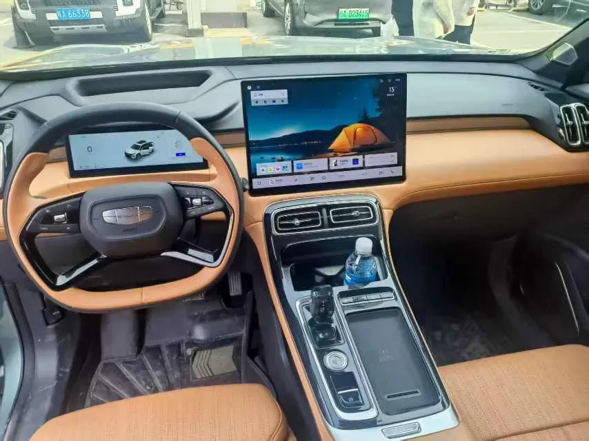 2025 Geely StarRay 1.5T 181HP L4 7DCT,autocango,china used car exporter,china ev exporter,chinese used car exporter,chinese used ev exporter