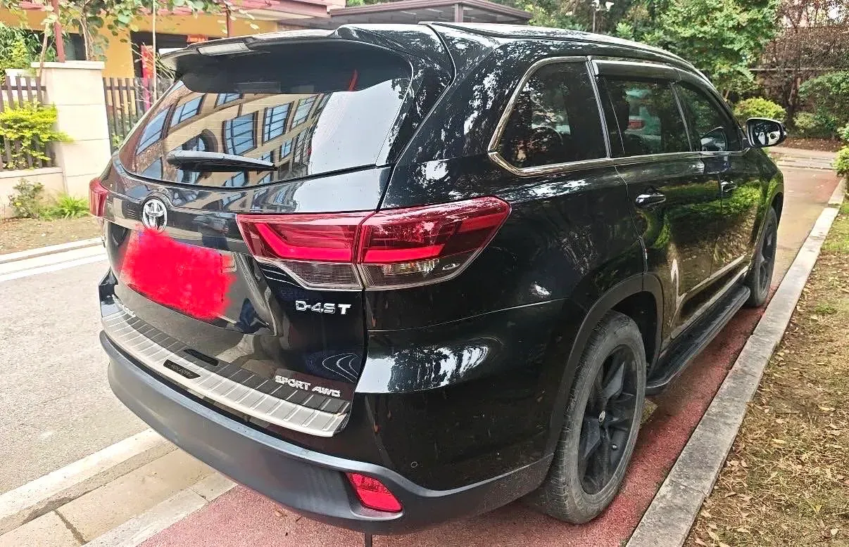 2021 Toyota Highlander 2.0T 220HP L4 6AT,autocango,china used car exporter,china ev exporter,chinese used car exporter,chinese used ev exporter