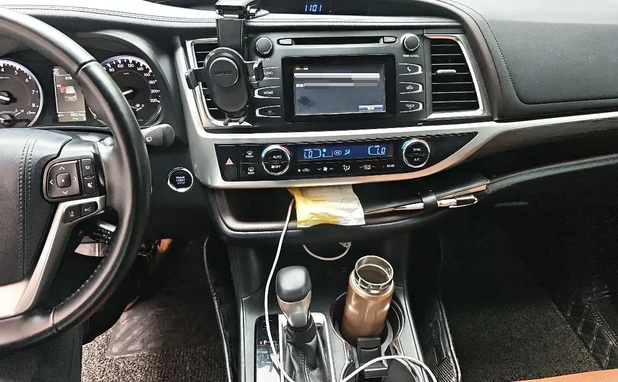 2021 Toyota Highlander 2.0T 220HP L4 6AT,autocango,china used car exporter,china ev exporter,chinese used car exporter,chinese used ev exporter