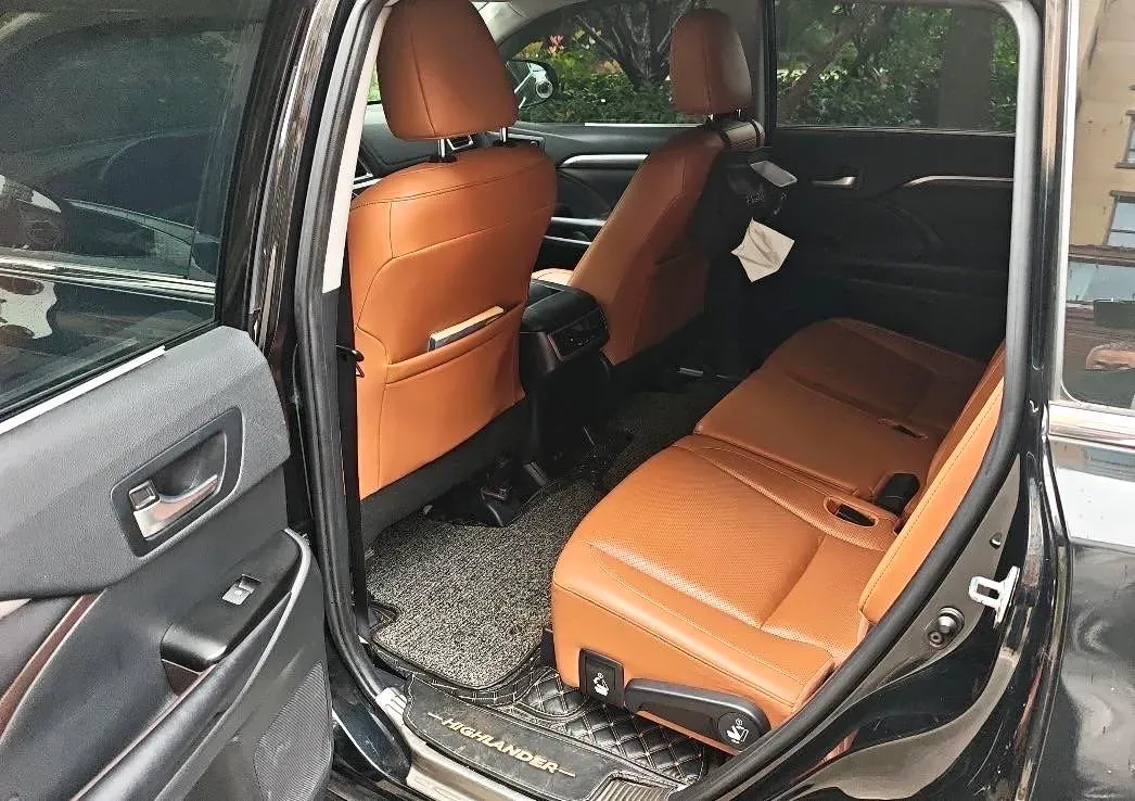 2021 Toyota Highlander 2.0T 220HP L4 6AT,autocango,china used car exporter,china ev exporter,chinese used car exporter,chinese used ev exporter