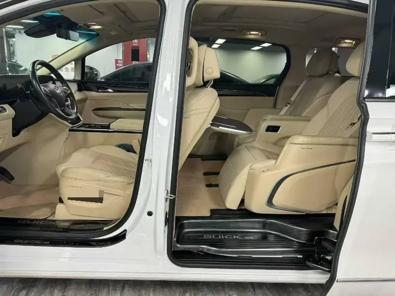 2021 Buick GL8 2.0T 237HP L4 9AT,autocango,china used car exporter,china ev exporter,chinese used car exporter,chinese used ev exporter