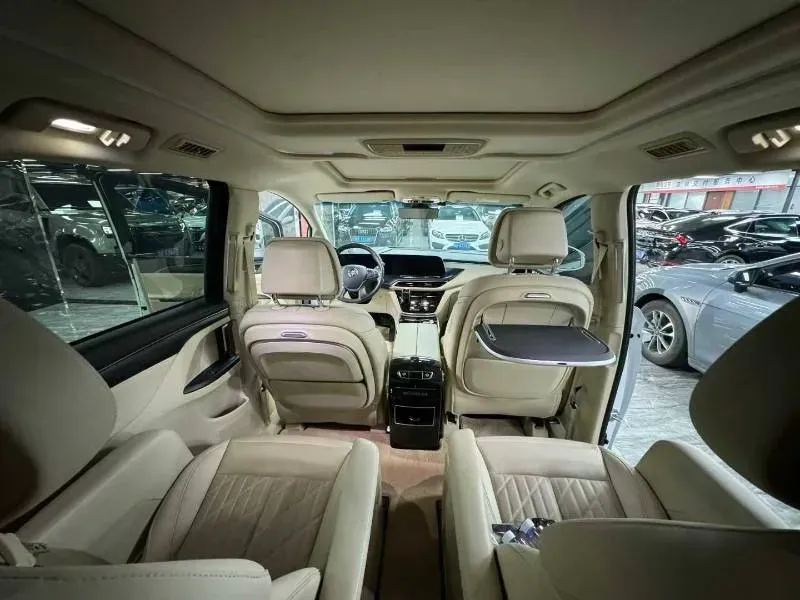 2021 Buick GL8 2.0T 237HP L4 9AT,autocango,china used car exporter,china ev exporter,chinese used car exporter,chinese used ev exporter