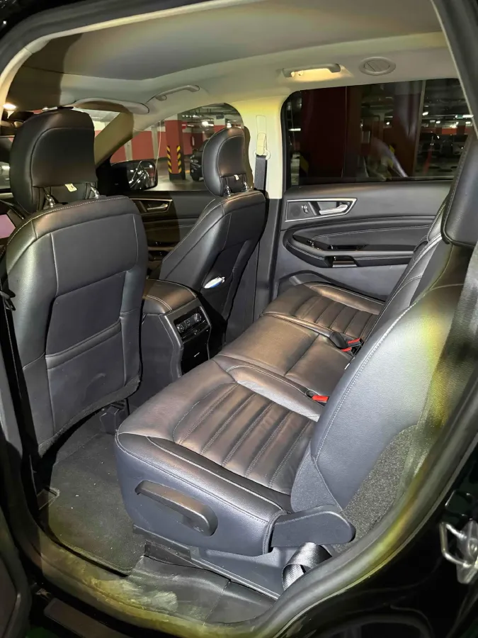 2018 Ford Edge 2.0T 245HP L4 6AT,autocango,china used car exporter,china ev exporter,chinese used car exporter,chinese used ev exporter