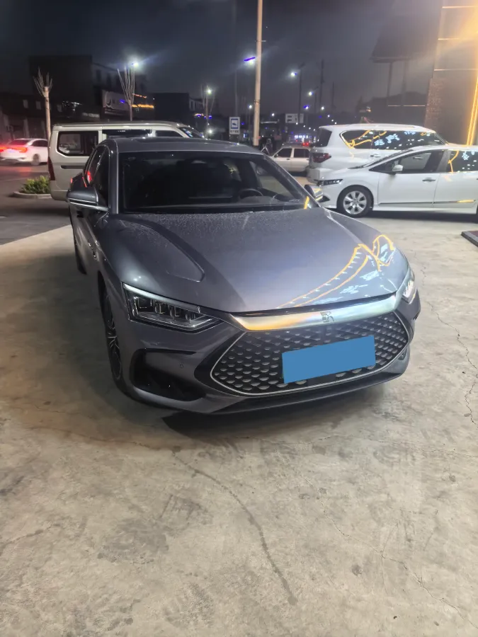 2022 Volkswagen Tiguan L 2.0T 186HP L4 7DCT,autocango,china used car exporter,china ev exporter,chinese used car exporter,chinese used ev exporter