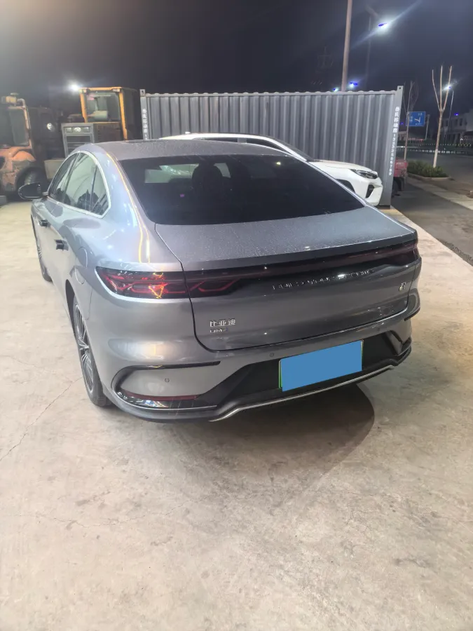 2022 Volkswagen Tiguan L 2.0T 186HP L4 7DCT,autocango,china used car exporter,china ev exporter,chinese used car exporter,chinese used ev exporter