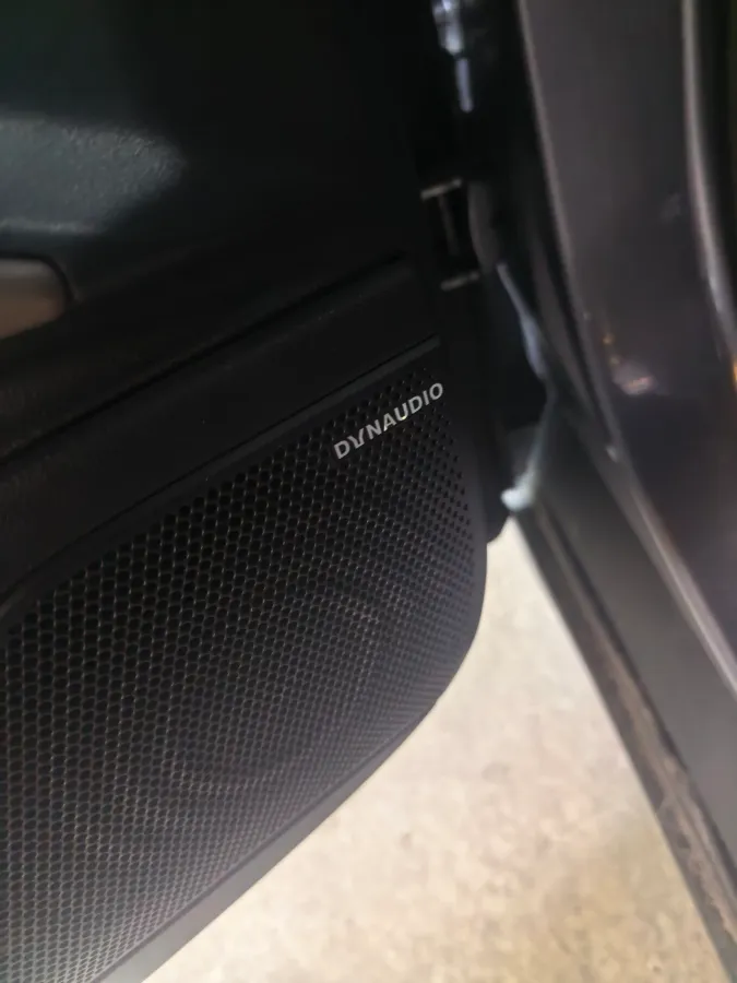 2022 Volkswagen Tiguan L 2.0T 186HP L4 7DCT,autocango,china used car exporter,china ev exporter,chinese used car exporter,chinese used ev exporter