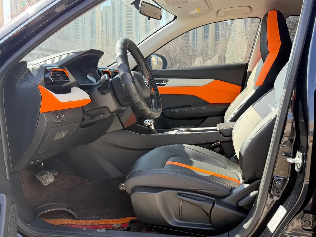 2023 DongFeng Aeolus YiXuan 1.5L 125HP L4 6DCT,autocango,china used car exporter,china ev exporter,chinese used car exporter,chinese used ev exporter