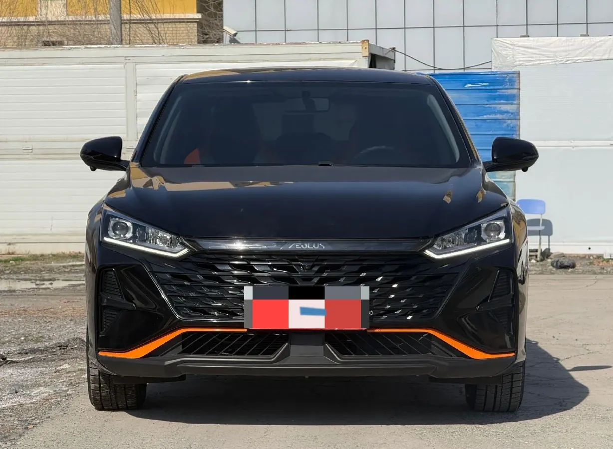 2023 DongFeng Aeolus YiXuan 1.5L 125HP L4 6DCT,autocango,china used car exporter,china ev exporter,chinese used car exporter,chinese used ev exporter