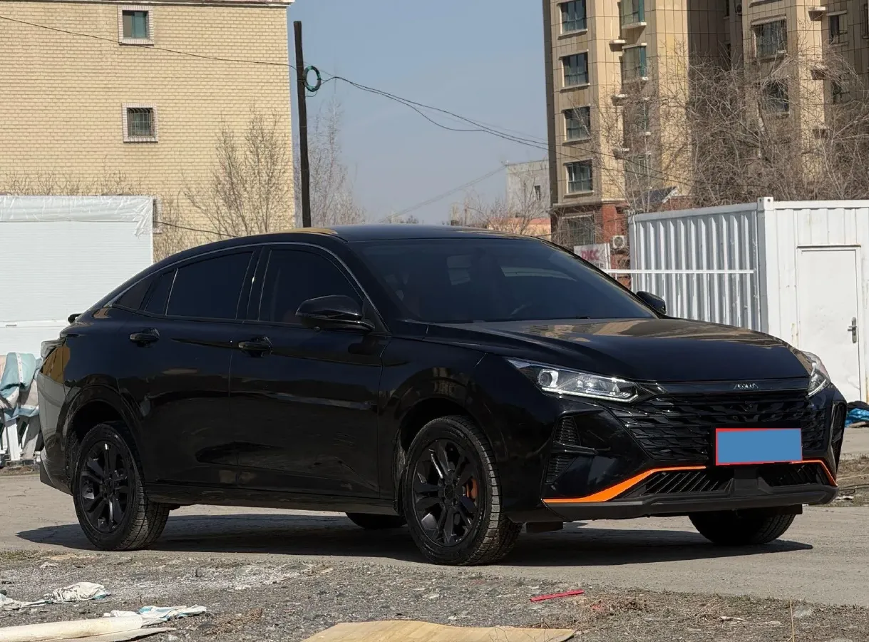 2023 DongFeng Aeolus YiXuan 1.5L 125HP L4 6DCT,autocango,china used car exporter,china ev exporter,chinese used car exporter,chinese used ev exporter