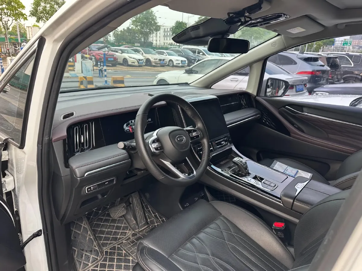 2024 GAC Trumpchi M8 2.0T 252HP L4 8AT,autocango,china used car exporter,china ev exporter,chinese used car exporter,chinese used ev exporter