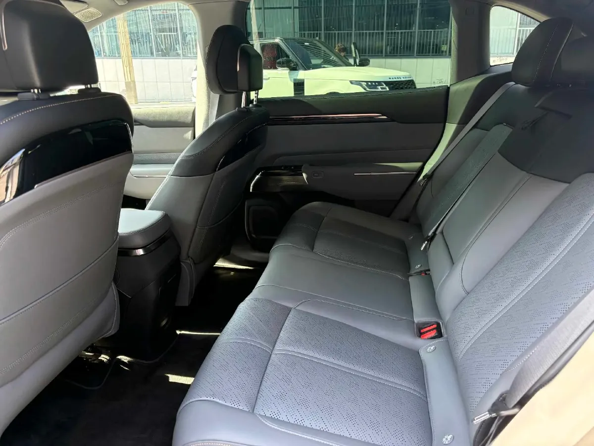 2025 Zeekr 7X BEV 100KWH,autocango,china used car exporter,china ev exporter,chinese used car exporter,chinese used ev exporter