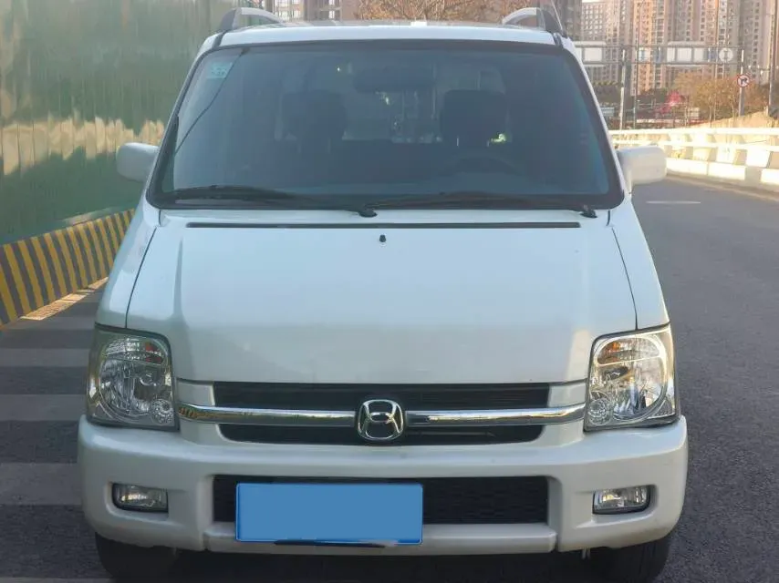 2019 FAW Liberation T90 1.5L 112HP L4 5MT,autocango,china used car exporter,china ev exporter,chinese used car exporter,chinese used ev exporter