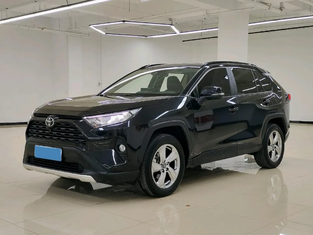 2020 Toyota RAV4 2.0L 171HP L4 CVT,autocango,china used car exporter,china ev exporter,chinese used car exporter,chinese used ev exporter