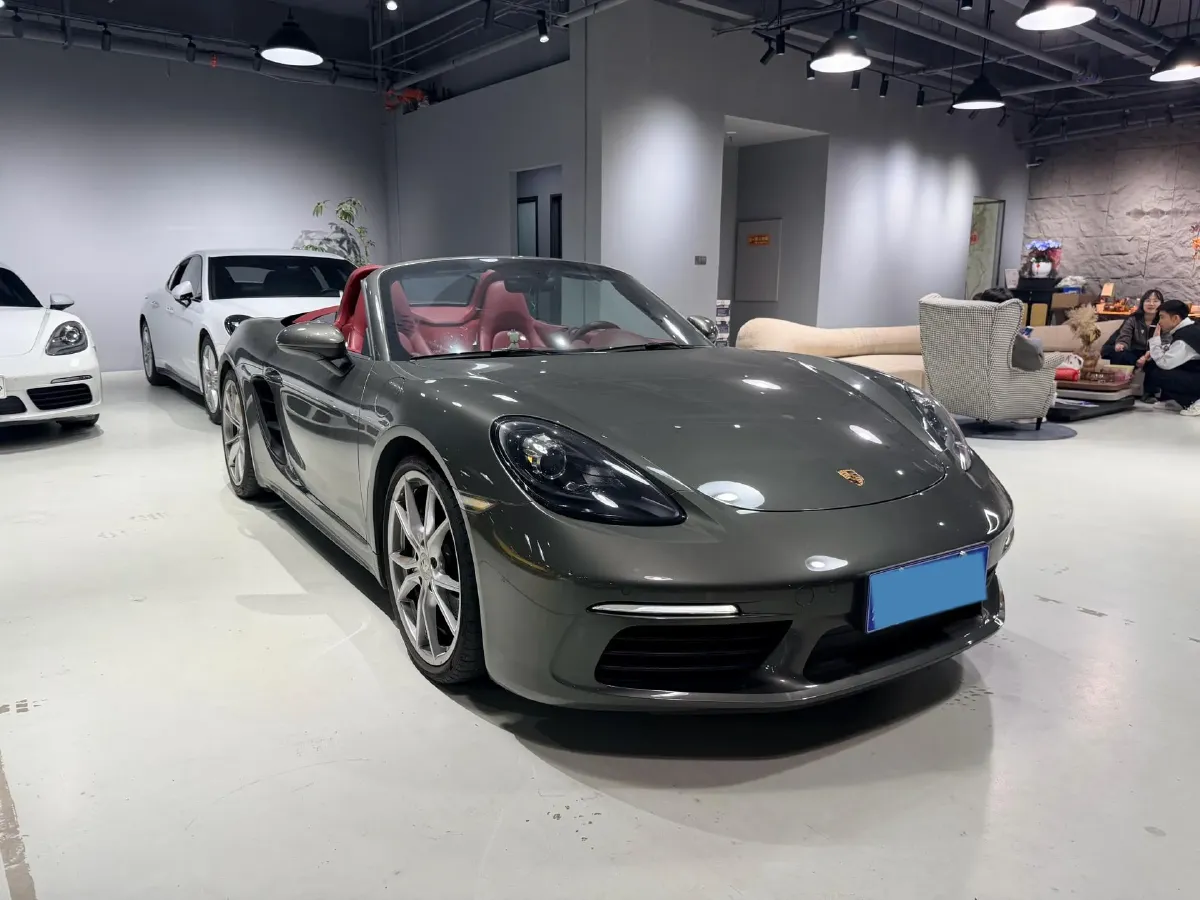 2020 Porsche 718 2.0T 250HP H4 7DCT,autocango,china used car exporter,china ev exporter,chinese used car exporter,chinese used ev exporter