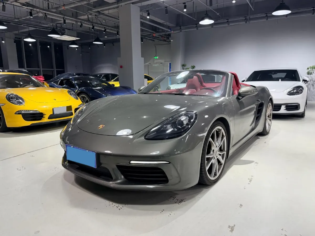 2020 Porsche 718 2.0T 250HP H4 7DCT,autocango,china used car exporter,china ev exporter,chinese used car exporter,chinese used ev exporter