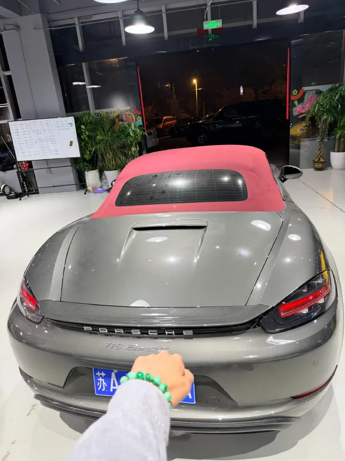 2020 Porsche 718 2.0T 250HP H4 7DCT,autocango,china used car exporter,china ev exporter,chinese used car exporter,chinese used ev exporter