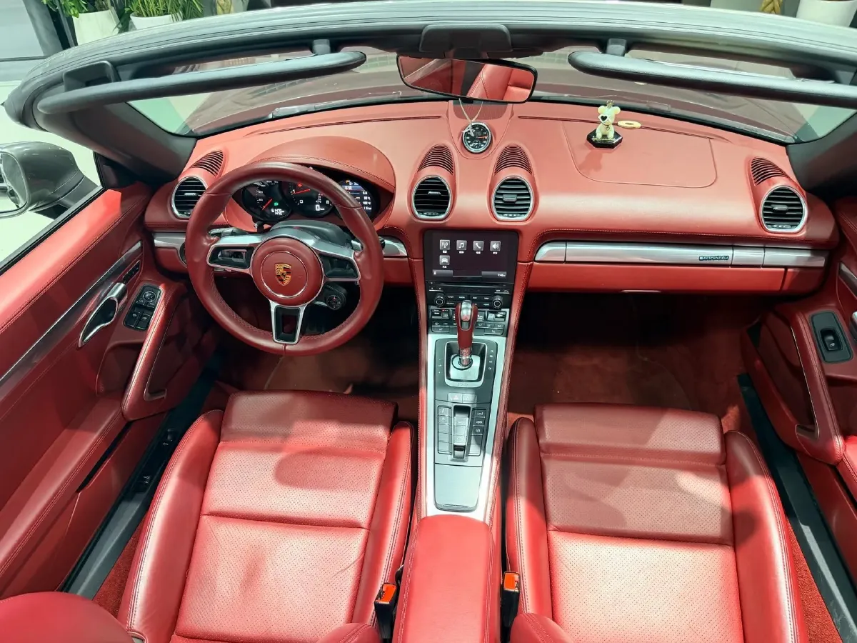 2020 Porsche 718 2.0T 250HP H4 7DCT,autocango,china used car exporter,china ev exporter,chinese used car exporter,chinese used ev exporter