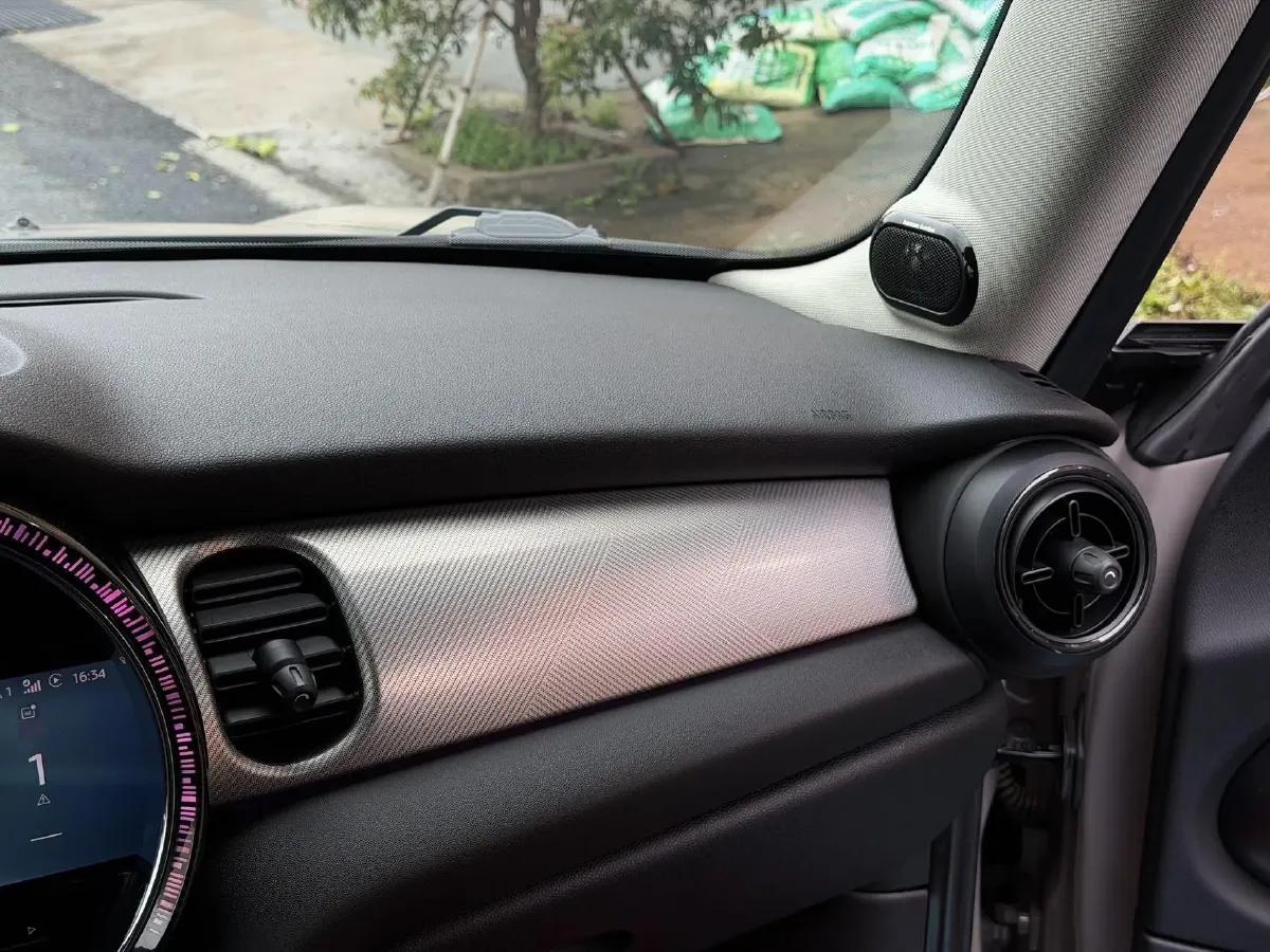 2022 MINI MINI 2.0T 192HP L4 7DCT,autocango,china used car exporter,china ev exporter,chinese used car exporter,chinese used ev exporter