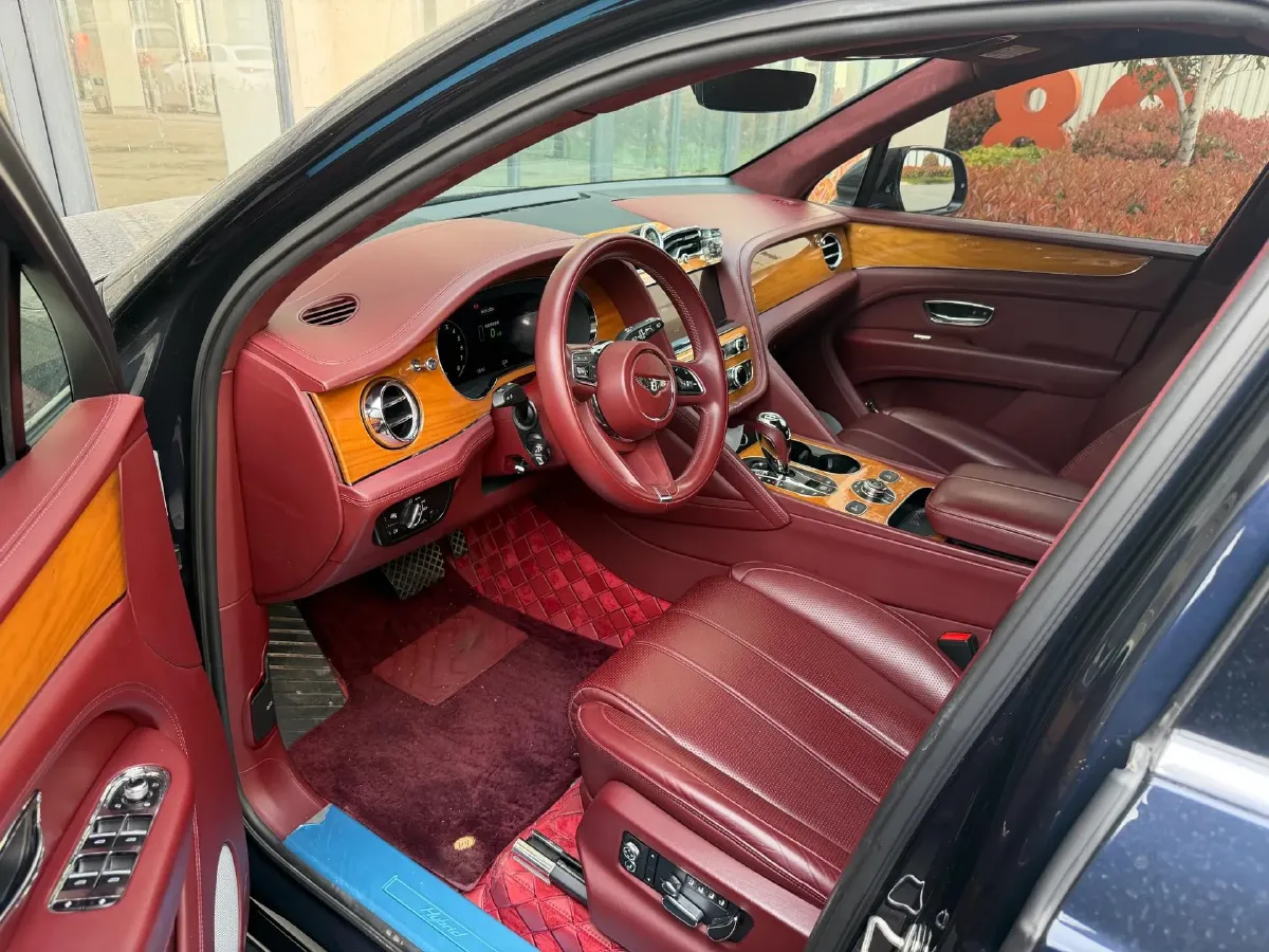 2021 Bentley Bentayga 3.0T 340HP V6 8AT PHEV 17.3KWH,autocango,china used car exporter,china ev exporter,chinese used car exporter,chinese used ev exporter