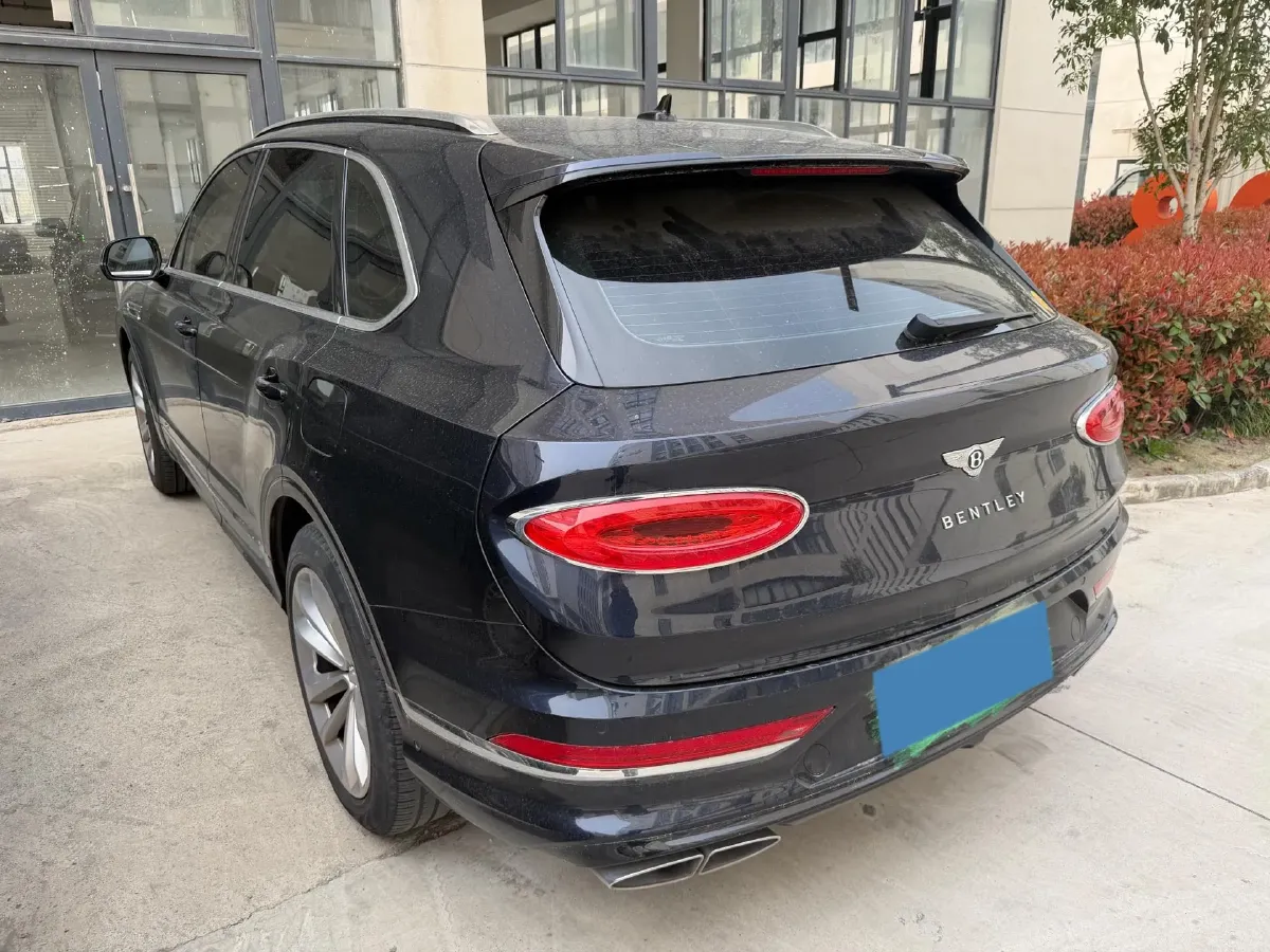 2021 Bentley Bentayga 3.0T 340HP V6 8AT PHEV 17.3KWH,autocango,china used car exporter,china ev exporter,chinese used car exporter,chinese used ev exporter