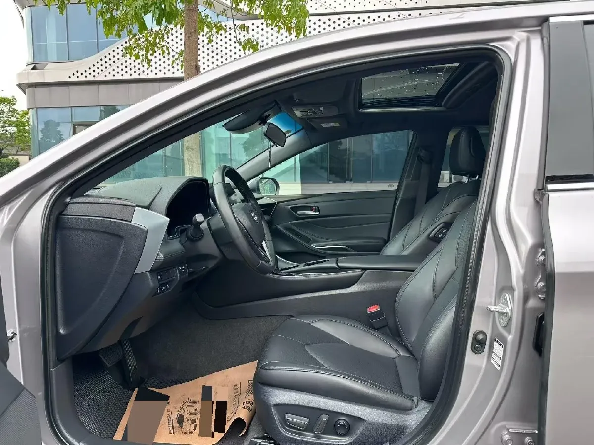 2022 Toyota Avalon 2.0L 178HP L4 CVT,autocango,china used car exporter,china ev exporter,chinese used car exporter,chinese used ev exporter