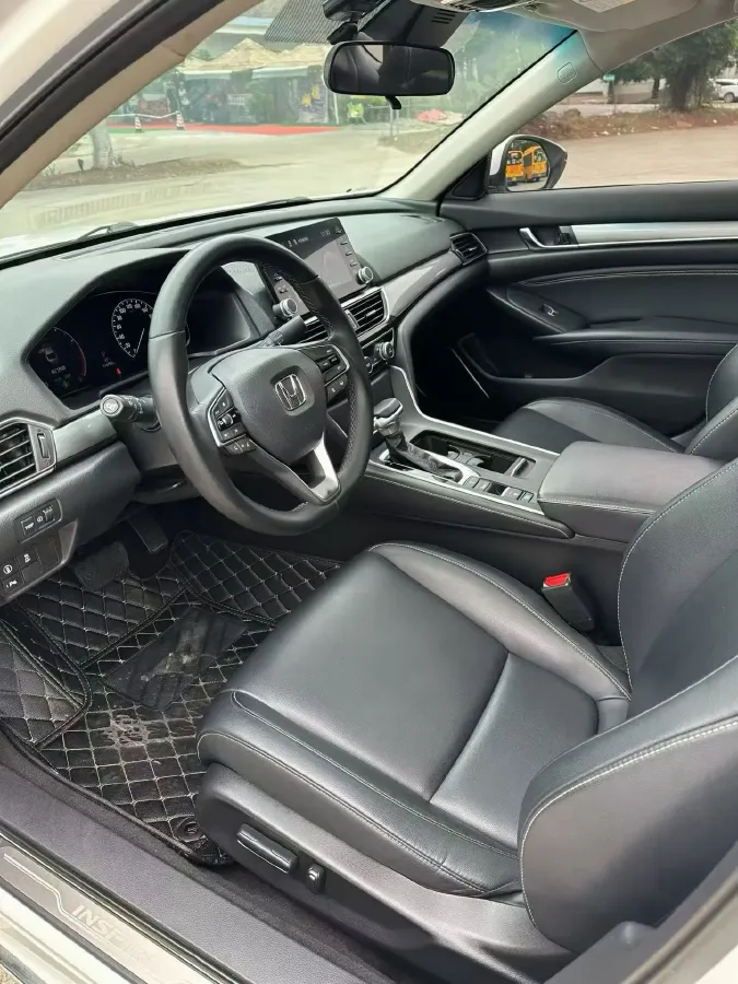 2017 Toyota Vios 1.5L 107HP L4 CVT,autocango,china used car exporter,china ev exporter,chinese used car exporter,chinese used ev exporter