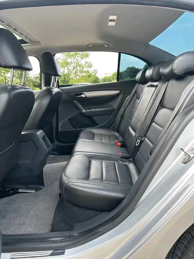 2017 Toyota Vios 1.5L 107HP L4 CVT,autocango,china used car exporter,china ev exporter,chinese used car exporter,chinese used ev exporter