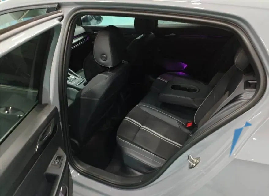 2023 Volkswagen Golf 1.4T 150HP L4 7DCT,autocango,china used car exporter,china ev exporter,chinese used car exporter,chinese used ev exporter