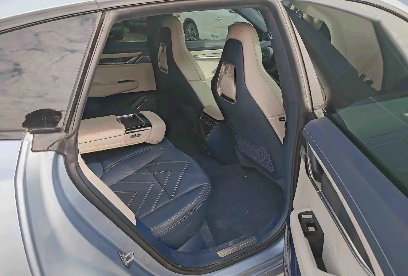 2022 Zeekr 001 BEV 100KWH,autocango,china used car exporter,china ev exporter,chinese used car exporter,chinese used ev exporter