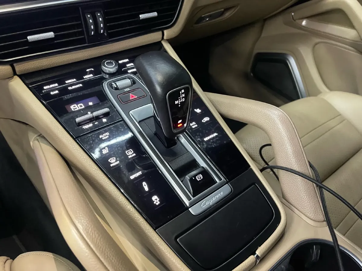 2019 Porsche Cayenne 3.0T 340HP V6 8AT,autocango,china used car exporter,china ev exporter,chinese used car exporter,chinese used ev exporter