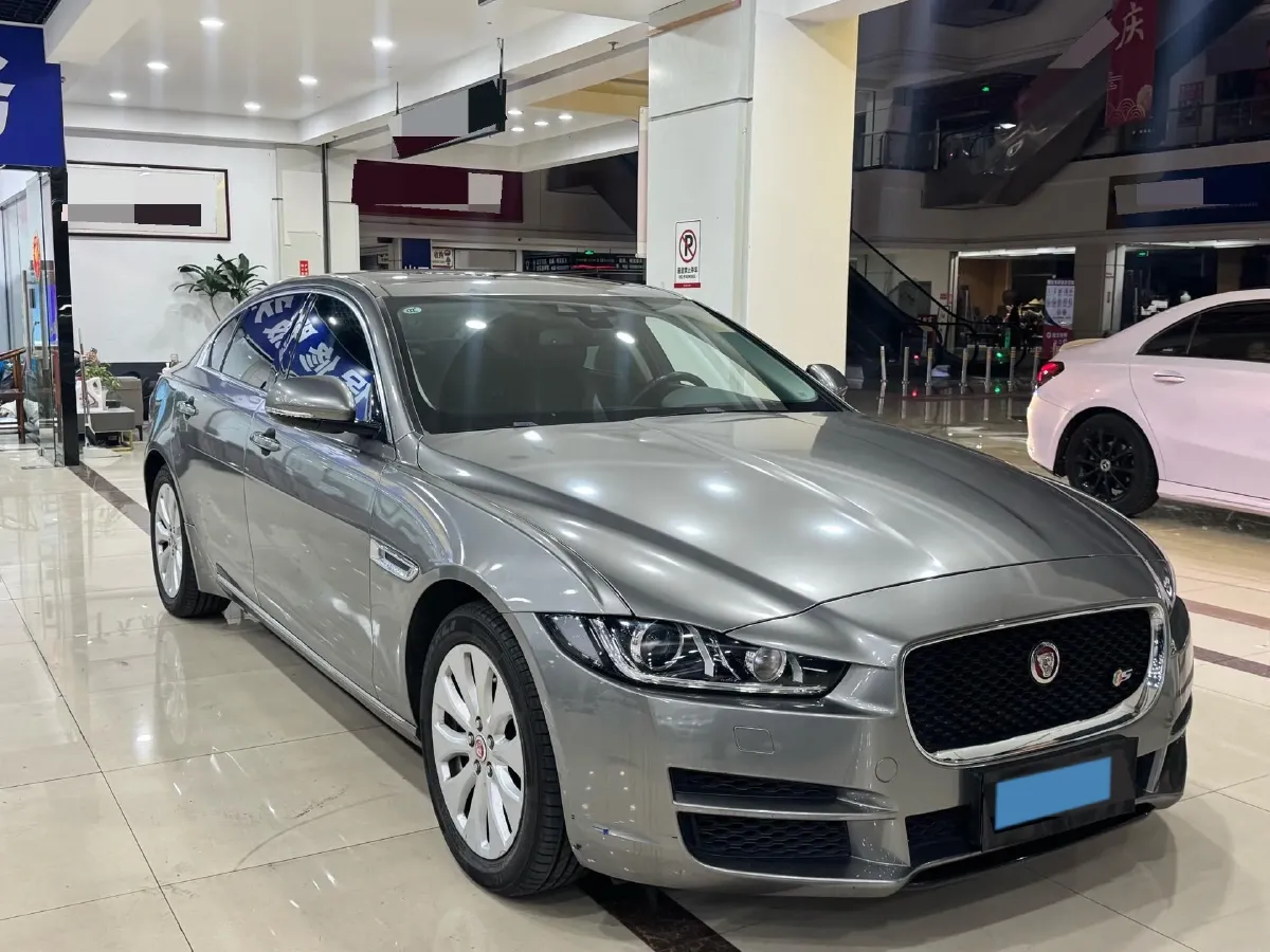 2018 Jaguar XEL 2.0T 200HP L4 8AT,autocango,china used car exporter,china ev exporter,chinese used car exporter,chinese used ev exporter