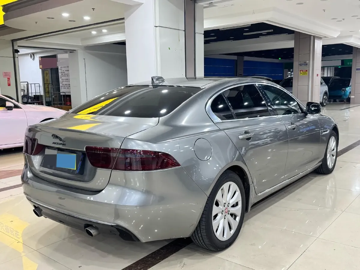 2018 Jaguar XEL 2.0T 200HP L4 8AT,autocango,china used car exporter,china ev exporter,chinese used car exporter,chinese used ev exporter