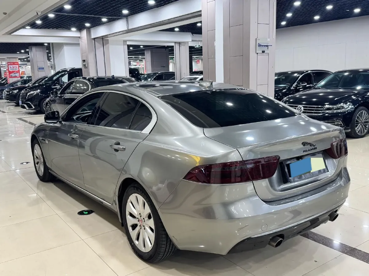 2018 Jaguar XEL 2.0T 200HP L4 8AT,autocango,china used car exporter,china ev exporter,chinese used car exporter,chinese used ev exporter
