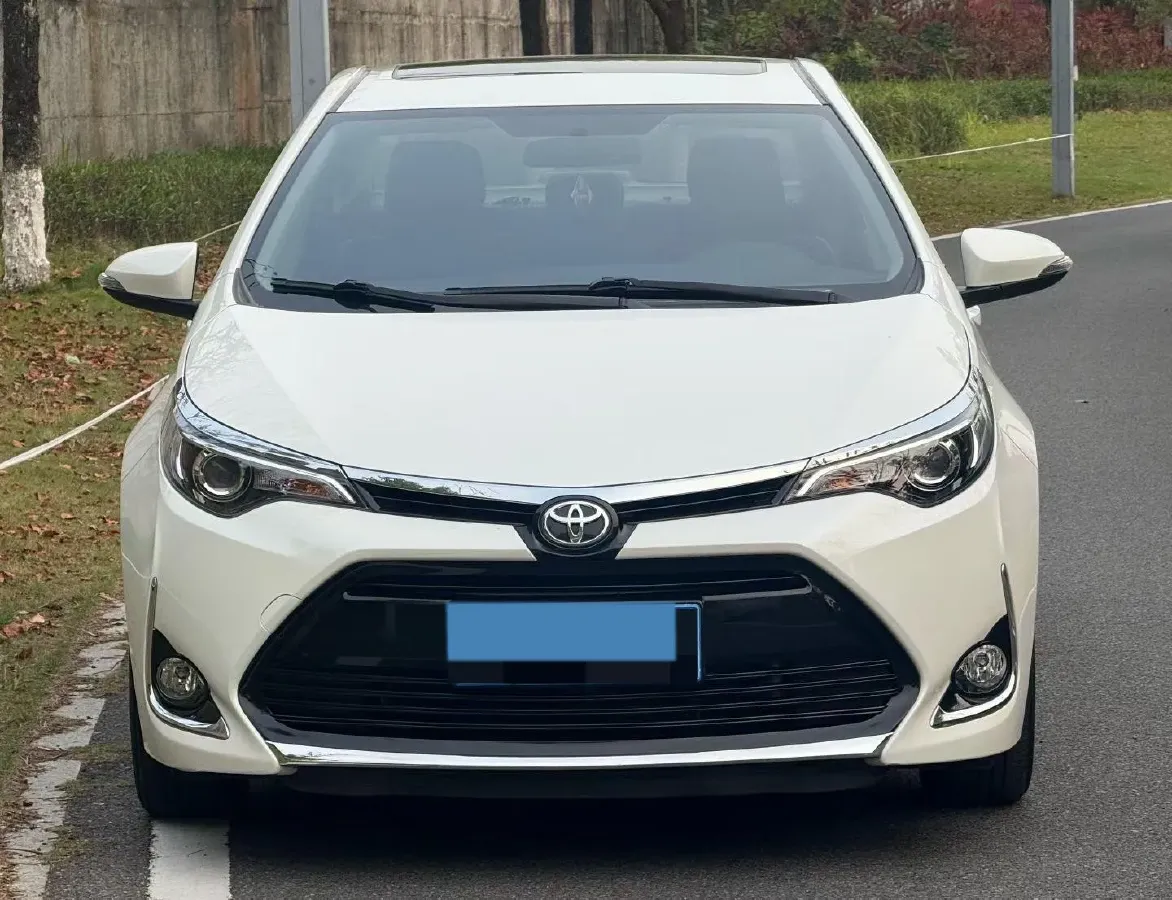 2018 HuangHai N3 2.4T 218HP L4 6AT,autocango,china used car exporter,china ev exporter,chinese used car exporter,chinese used ev exporter