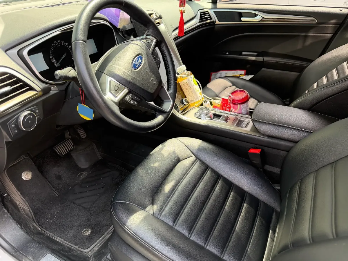 2020 Ford Mondeo 1.5T 182HP L4 6AT,autocango,china used car exporter,china ev exporter,chinese used car exporter,chinese used ev exporter