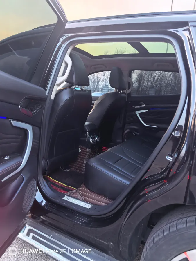 2017 WEY VV7 2.0T 234HP L4 7DCT,autocango,china used car exporter,china ev exporter,chinese used car exporter,chinese used ev exporter