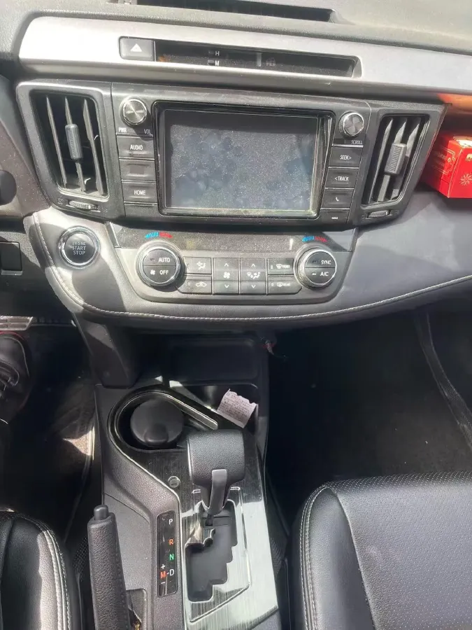 2016 Mitsubishi Outlander 2.0L 150HP L4 CVT,autocango,china used car exporter,china ev exporter,chinese used car exporter,chinese used ev exporter