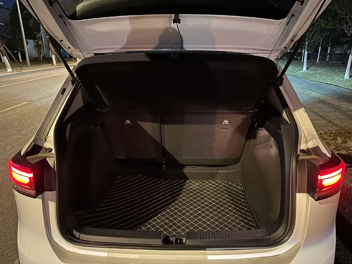 2025 Volkswagen Tharu 1.5L 110HP L4 6AT,autocango,china used car exporter,china ev exporter,chinese used car exporter,chinese used ev exporter