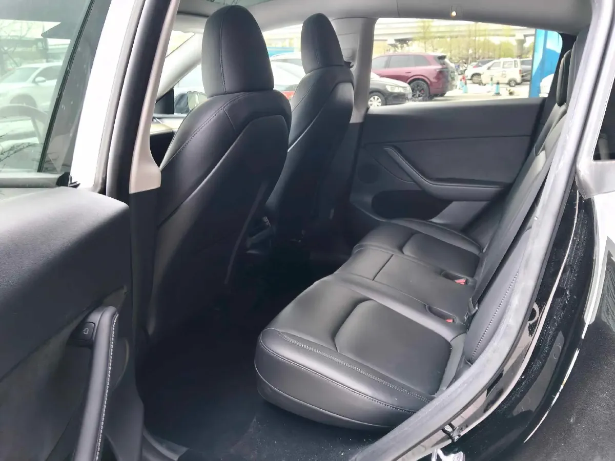 2022 Tesla Model Y BEV 60KWH,autocango,china used car exporter,china ev exporter,chinese used car exporter,chinese used ev exporter