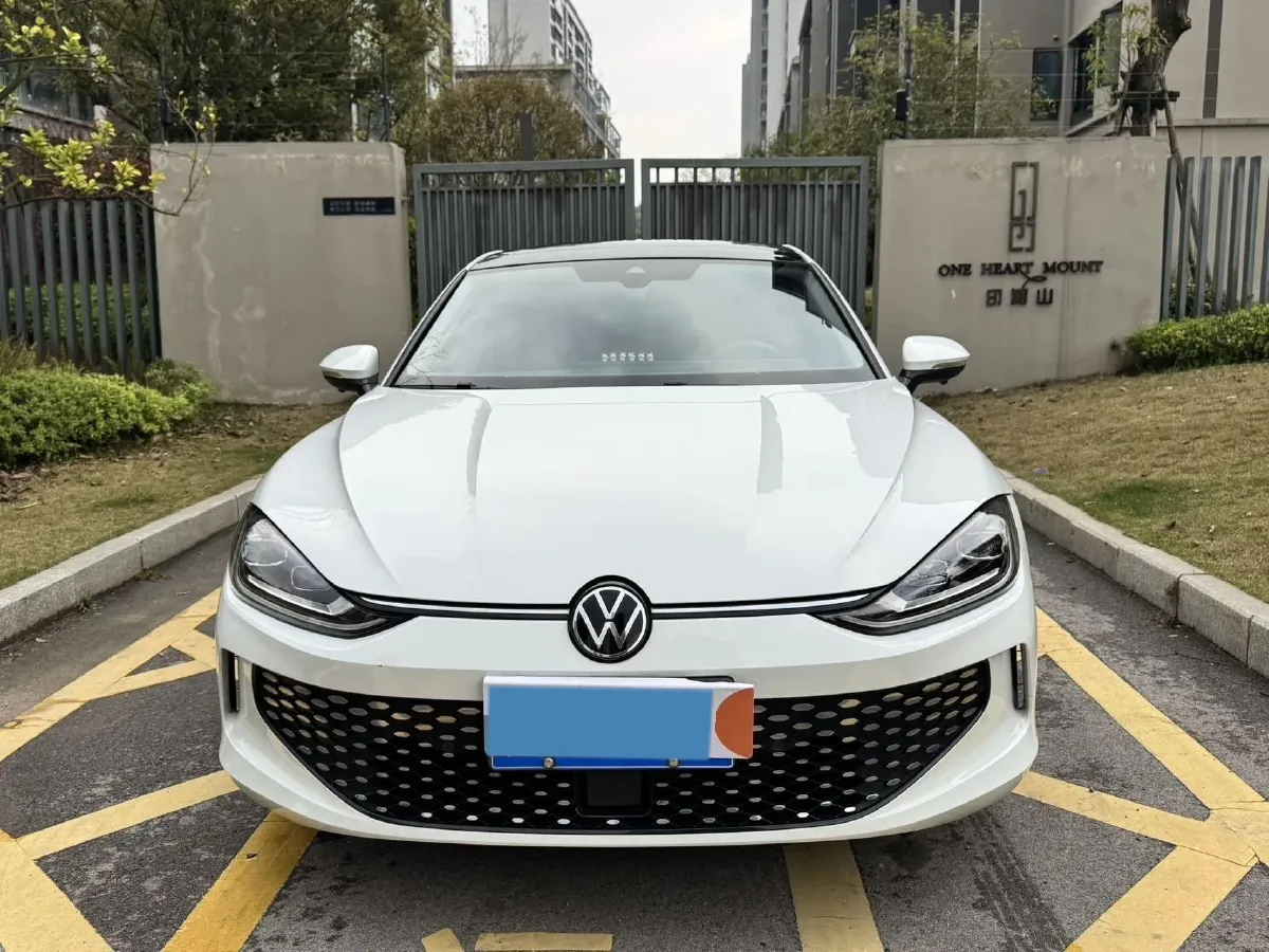 2024 Volkswagen Lamando 1.4T 150HP L4 7DCT,autocango,china used car exporter,china ev exporter,chinese used car exporter,chinese used ev exporter